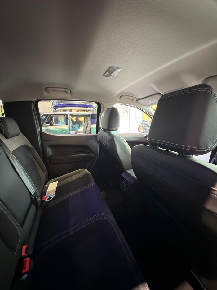 2025 Volkswagen Amarok TDI500 Style