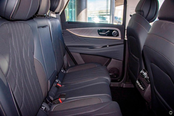 2025 Jaecoo J8 Track