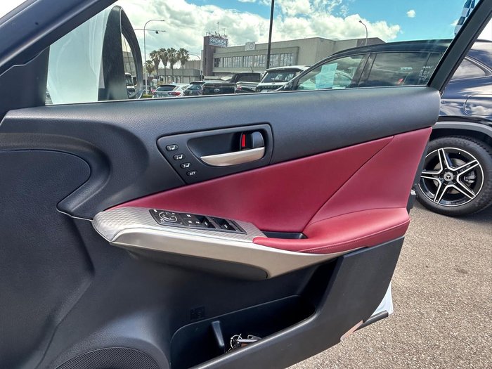 2017 Lexus IS 350 F Sport