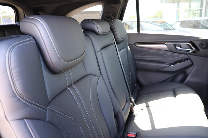 2025 Isuzu MU-X LS-T