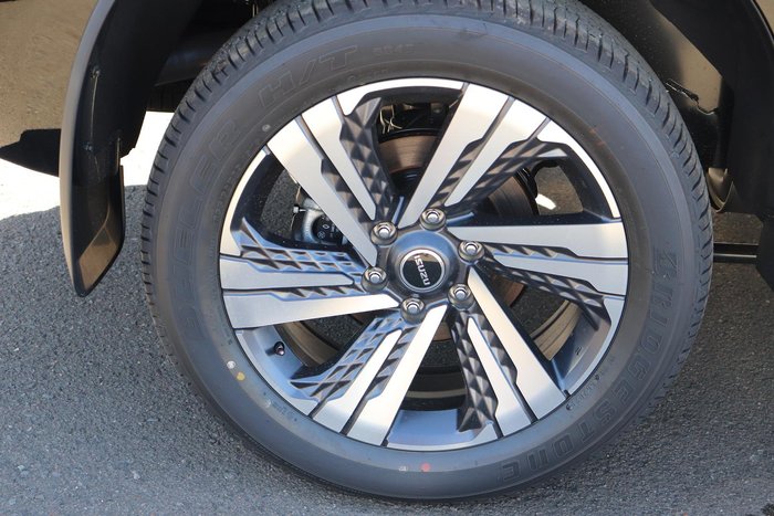 2025 Isuzu MU-X LS-T