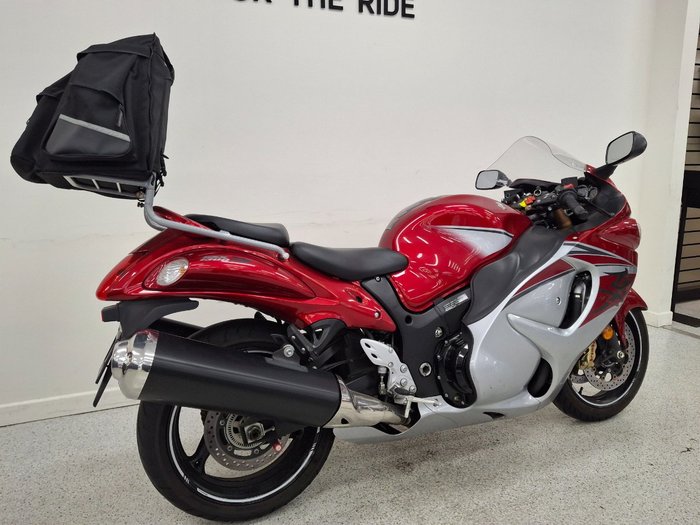 2016 Suzuki GSX1300RA (HAYABUSA) Red