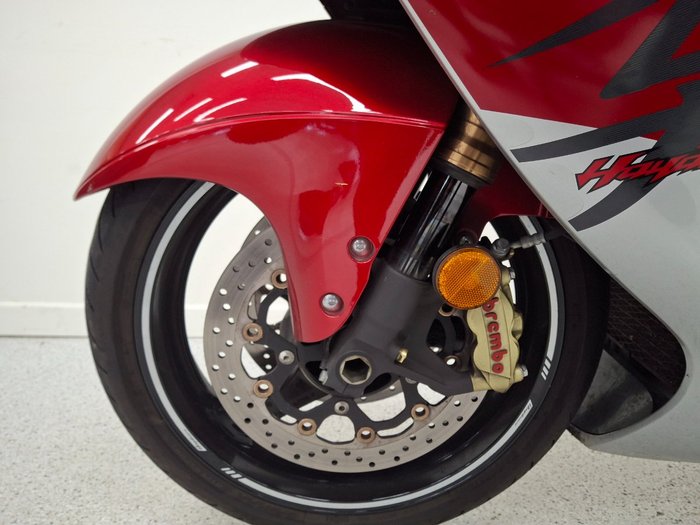 2016 Suzuki GSX1300RA (HAYABUSA) Red