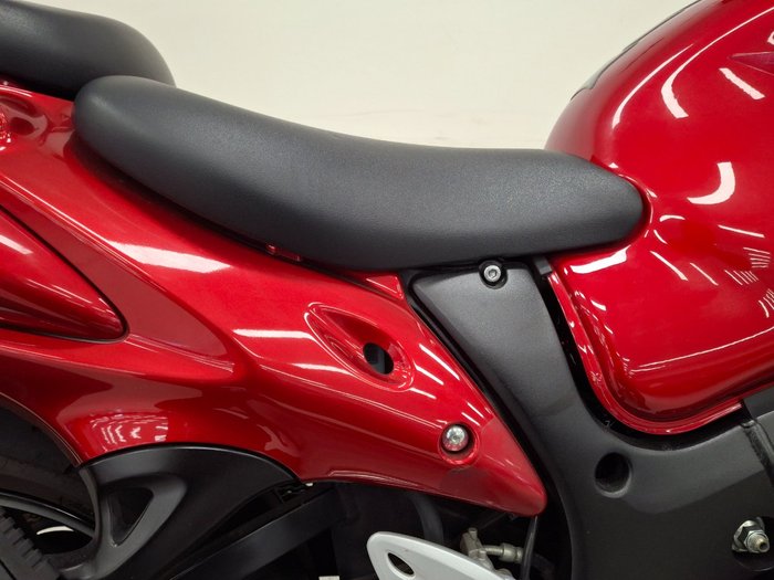 2016 Suzuki GSX1300RA (HAYABUSA) Red