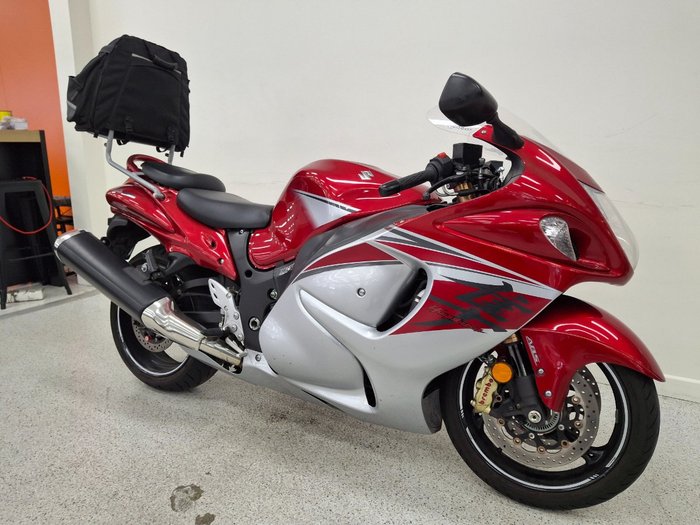 2016 Suzuki GSX1300RA (HAYABUSA) Red