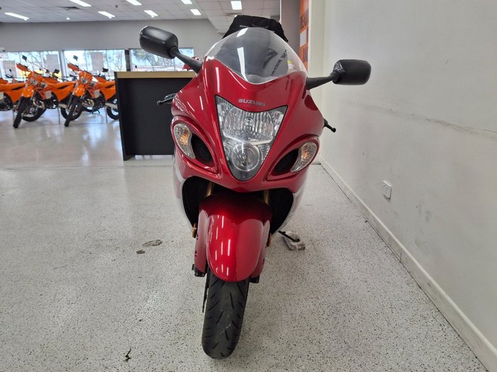 2016 Suzuki GSX1300RA (HAYABUSA) Red