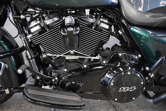 2021 Harley-davidson FLHRXS ROAD KING SPECIAL SNAKE VENOM