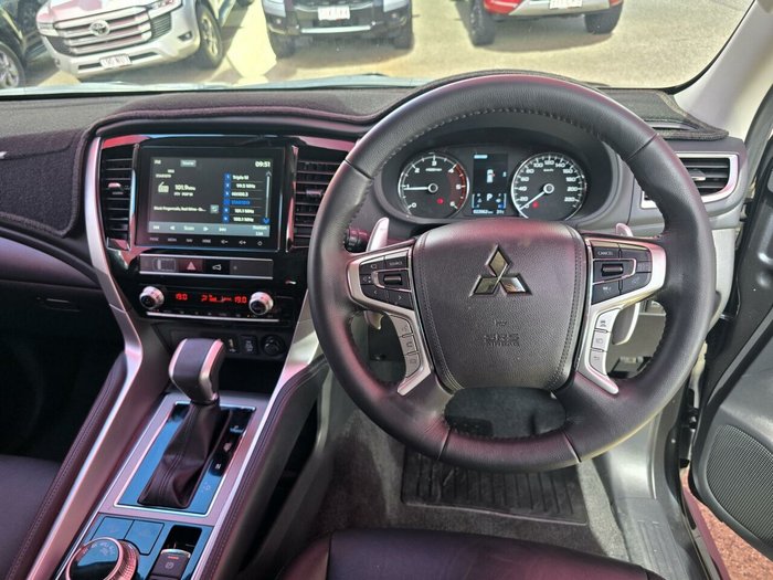 2023 Mitsubishi Pajero Sport GLS