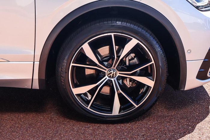 2021 Volkswagen Tiguan 162TSI R-Line