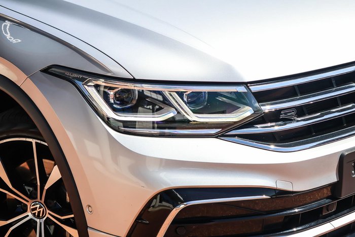 2021 Volkswagen Tiguan 162TSI R-Line