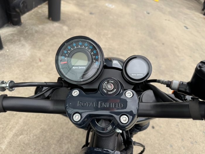 2025 Royal Enfield (see Also Enfiel SHOTGUN 650 GREY