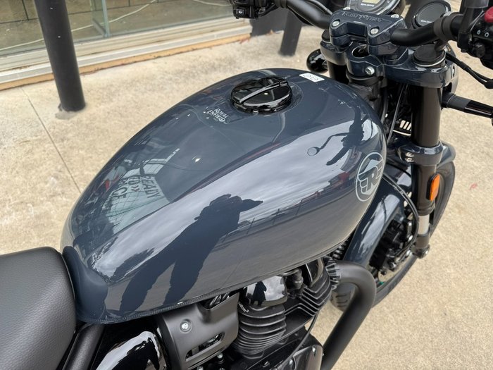 2025 Royal Enfield (see Also Enfiel SHOTGUN 650 GREY