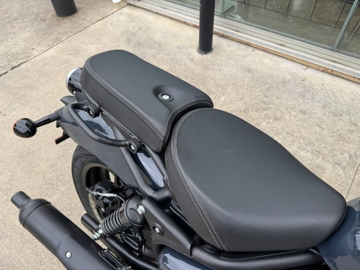 2025 Royal Enfield (see Also Enfiel SHOTGUN 650 GREY