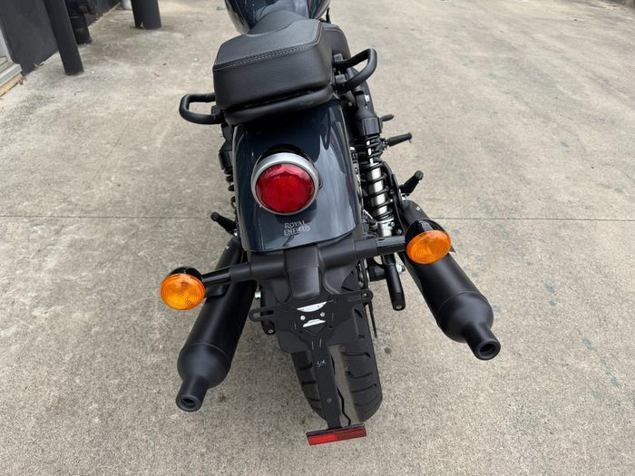 2025 Royal Enfield (see Also Enfiel SHOTGUN 650 GREY