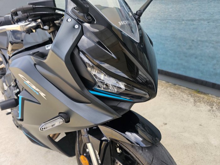 2023 Honda CBR650R Black