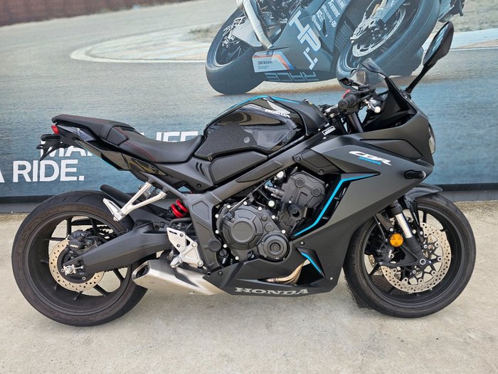 2023 Honda CBR650R Black