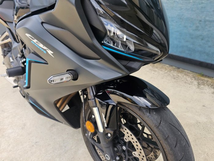 2023 Honda CBR650R Black