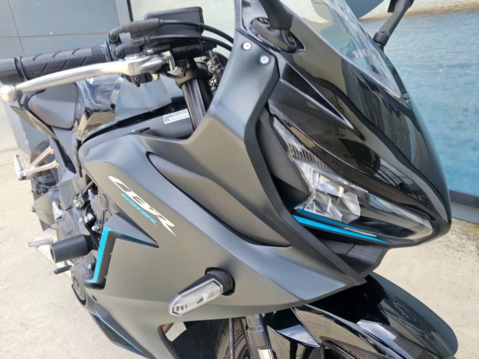 2023 Honda CBR650R Black