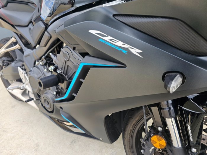 2023 Honda CBR650R Black