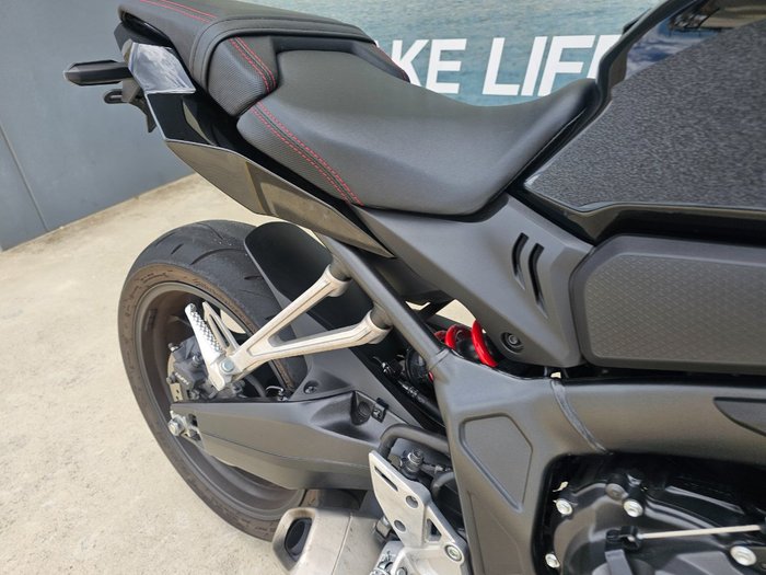 2023 Honda CBR650R Black