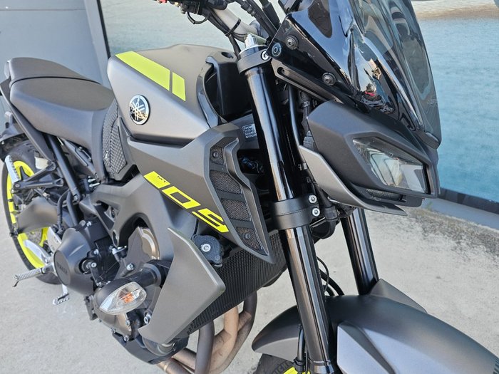2018 Yamaha MT-09A Yellow