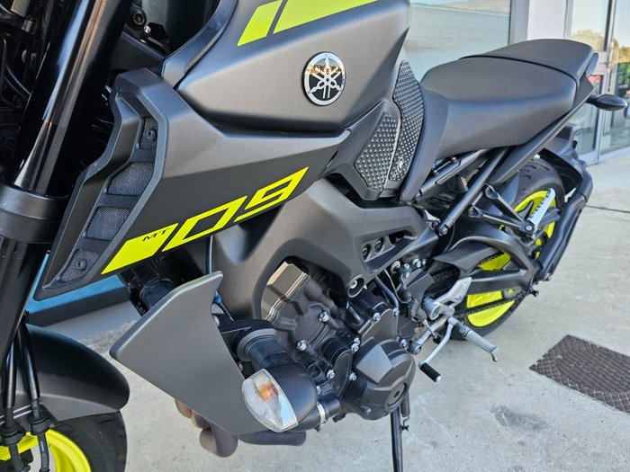 2018 Yamaha MT-09A Yellow