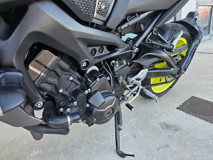 2018 Yamaha MT-09A Yellow