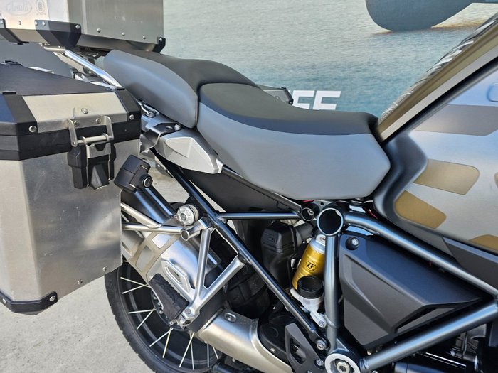 2019 BMW Motorrad R 1250 GS ADVENTURE Green