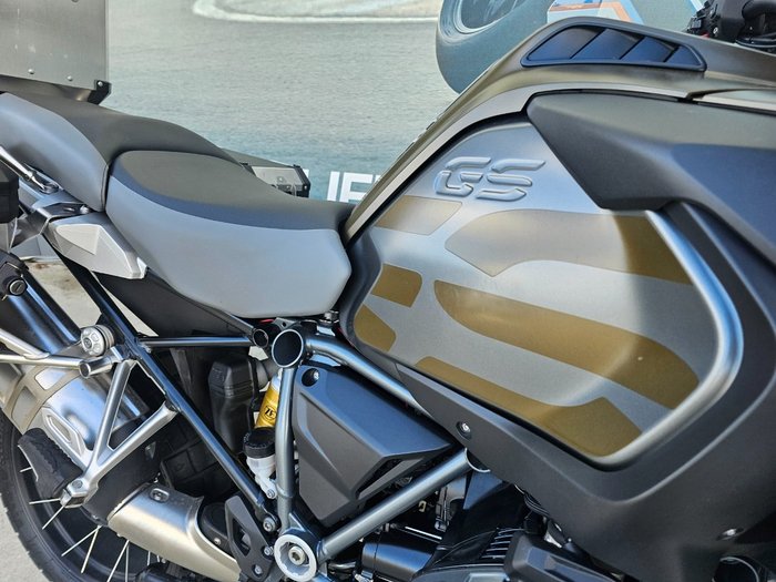 2019 BMW Motorrad R 1250 GS ADVENTURE Green