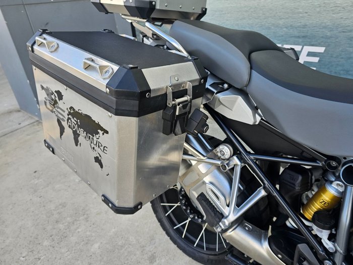 2019 BMW Motorrad R 1250 GS ADVENTURE Green