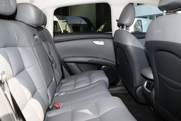 2025 MG IM6 Platinum S12L MY25 Nevis Blue