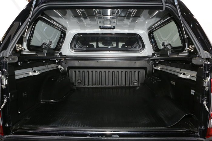 2024 Nissan Navara PRO-4X