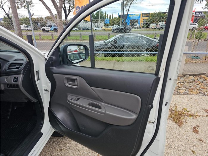 2016 Mitsubishi Triton GLX MQ MY17 4x2 White