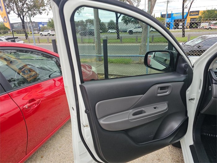 2016 Mitsubishi Triton GLX MQ MY17 4x2 White