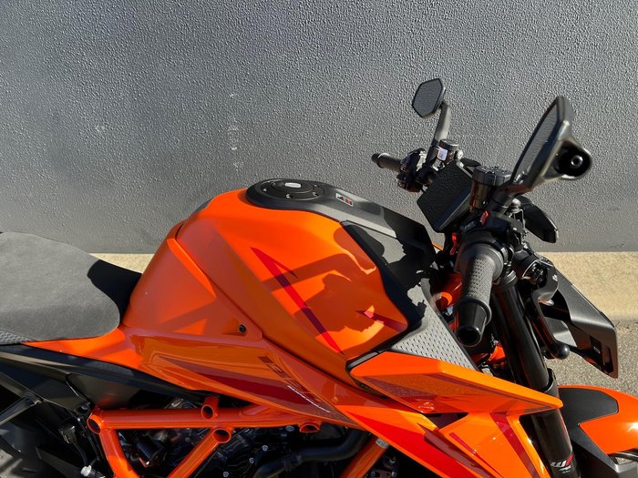 2024 KTM 1390 Super Duke R Super Duke Orange