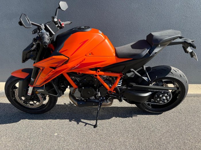 2024 KTM 1390 Super Duke R Super Duke Orange