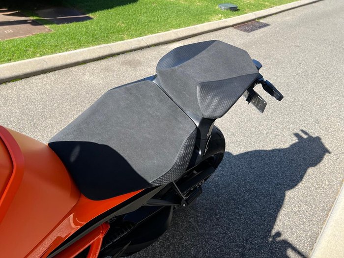 2024 KTM 1390 Super Duke R Super Duke Orange