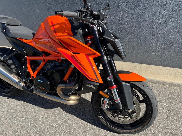 2024 KTM 1390 Super Duke R Super Duke Orange