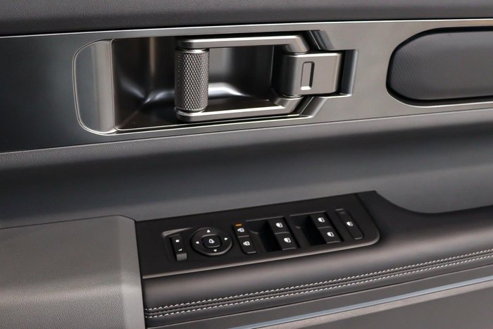 2025 Kia Tasman SX