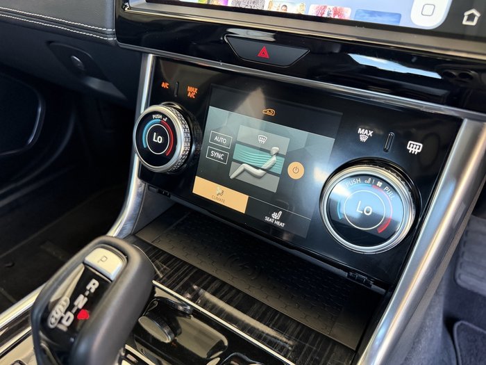 2021 Jaguar XE P300 R-Dynamic HSE