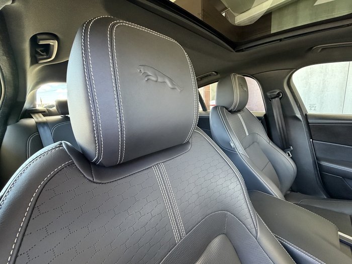 2021 Jaguar XE P300 R-Dynamic HSE