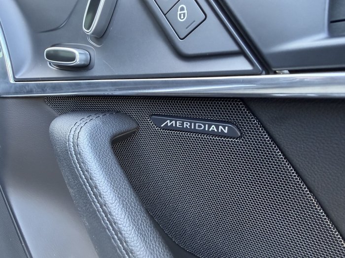 2018 Jaguar F-TYPE R-Dynamic 221kW