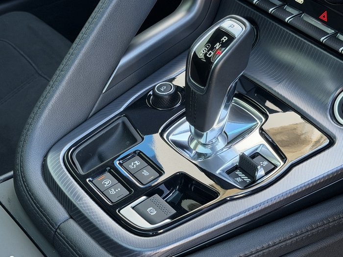 2018 Jaguar F-TYPE R-Dynamic 221kW