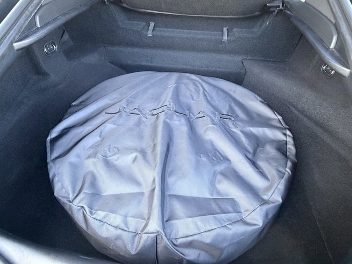 2018 Jaguar F-TYPE R-Dynamic 221kW