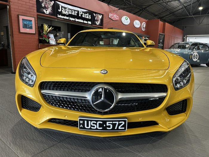 2016 Mercedes-Benz AMG GT SPEEDSHIFT DCT