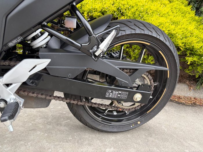 2024 Suzuki 2024 SUZUKI 250CC GSX250 Road