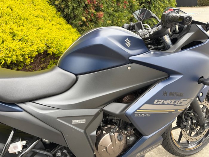 2024 Suzuki GIXXER