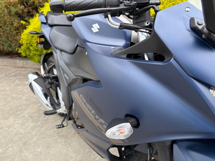 2024 Suzuki GIXXER