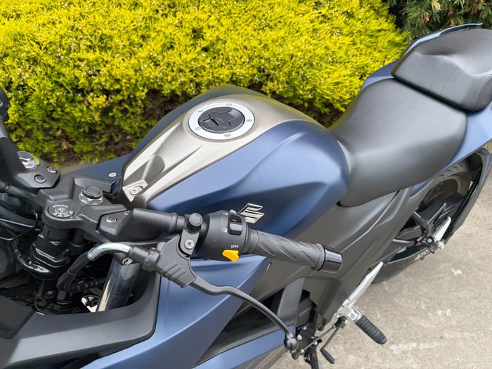 2024 Suzuki GIXXER