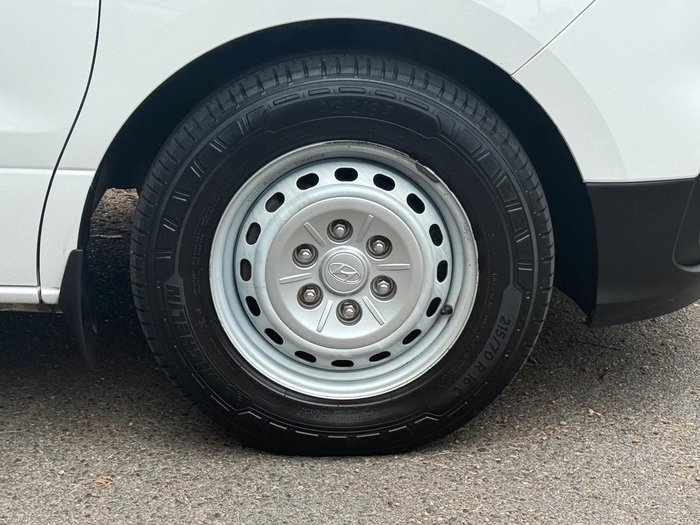 2018 Hyundai iLoad TQ4 MY19 Creamy White